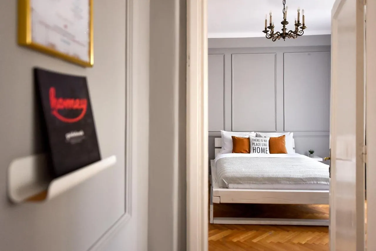 Golden Age - When Old Meets New Apartman Bukarest